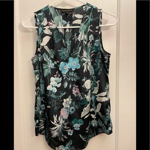 Banana Republic bird and floral tank top. Size XS